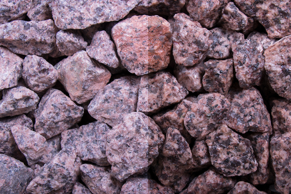 Irischer Granit, 16-32mm trocken und naß
